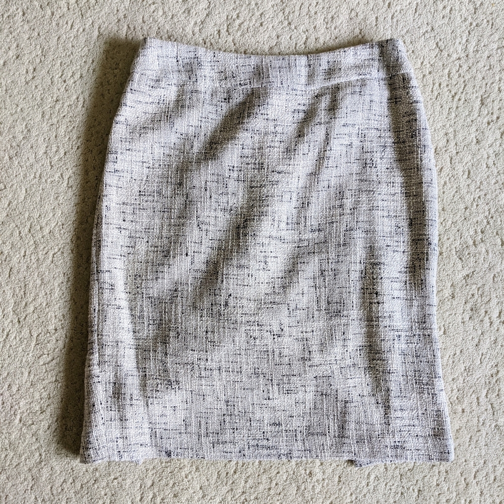 New York & Co. Textured Pencil Skirt